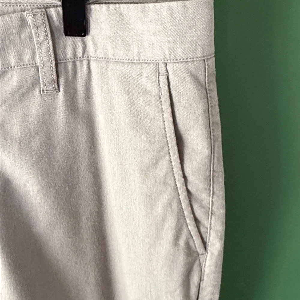 Bonobos The Chino 2.0 Athletic Fit Mens 35x30 Light Grey Classic Preppy